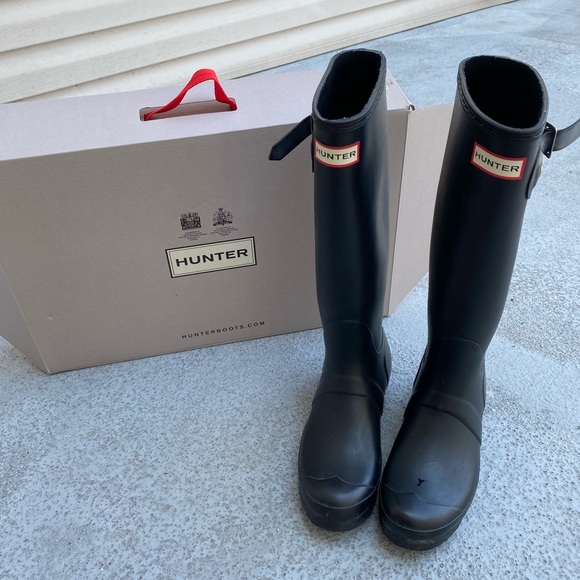 Matte Hunter Rainboots - Picture 2 of 2
